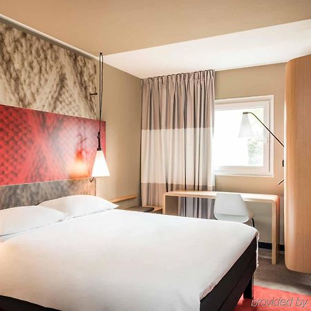 ibis Senlis Otel Senlis  Dış mekan fotoğraf